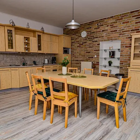 Apartment Kossuth Vendeghaz *