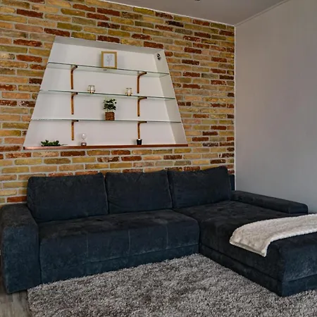 Kossuth Vendeghaz Apartment