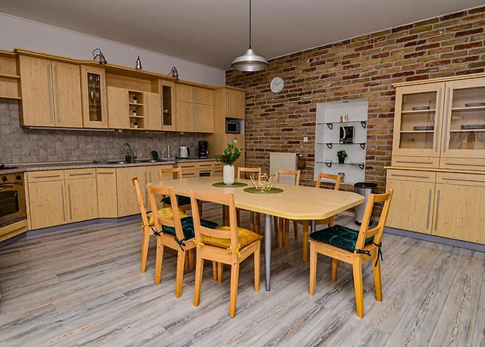 Апартаменты Kossuth Vendeghaz *